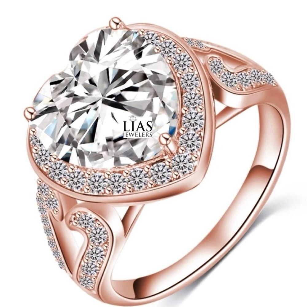 New 18 k rose gold engagement ring Heart Shape
